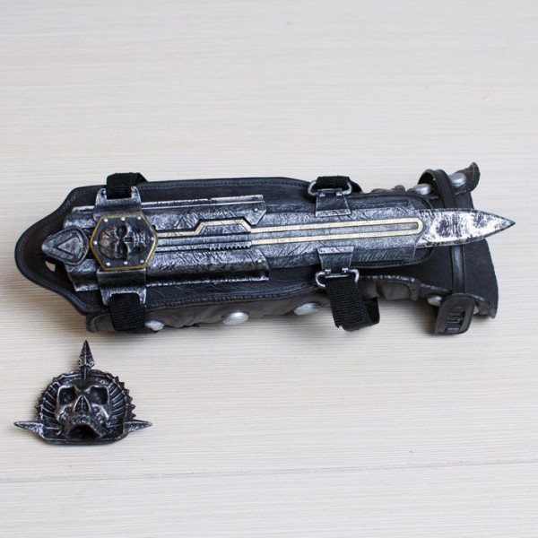 Прихований клинок Assassin's Creed Піратська дитяча іграшка Едвард Кенвей Black Flag Чорний прапор зброя з прихованим лезом