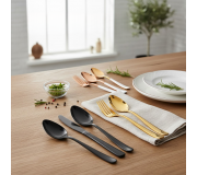 Набір дитячих столових приборів (ложка та виделка) у футлярі